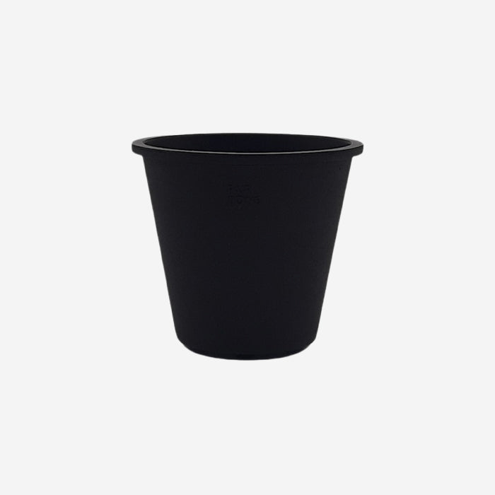 Plant and cultivation pots made of natural rubber, optionally with saucer